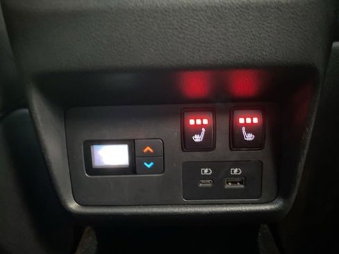 Used 2023 Nissan Rogue Platinum w/ Platinum Premium Package image 37