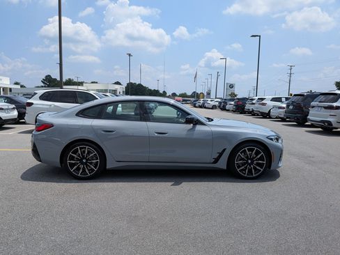 New 2026 BMW 430i xDrive w/ M Sport Package AWD/4WD image 2