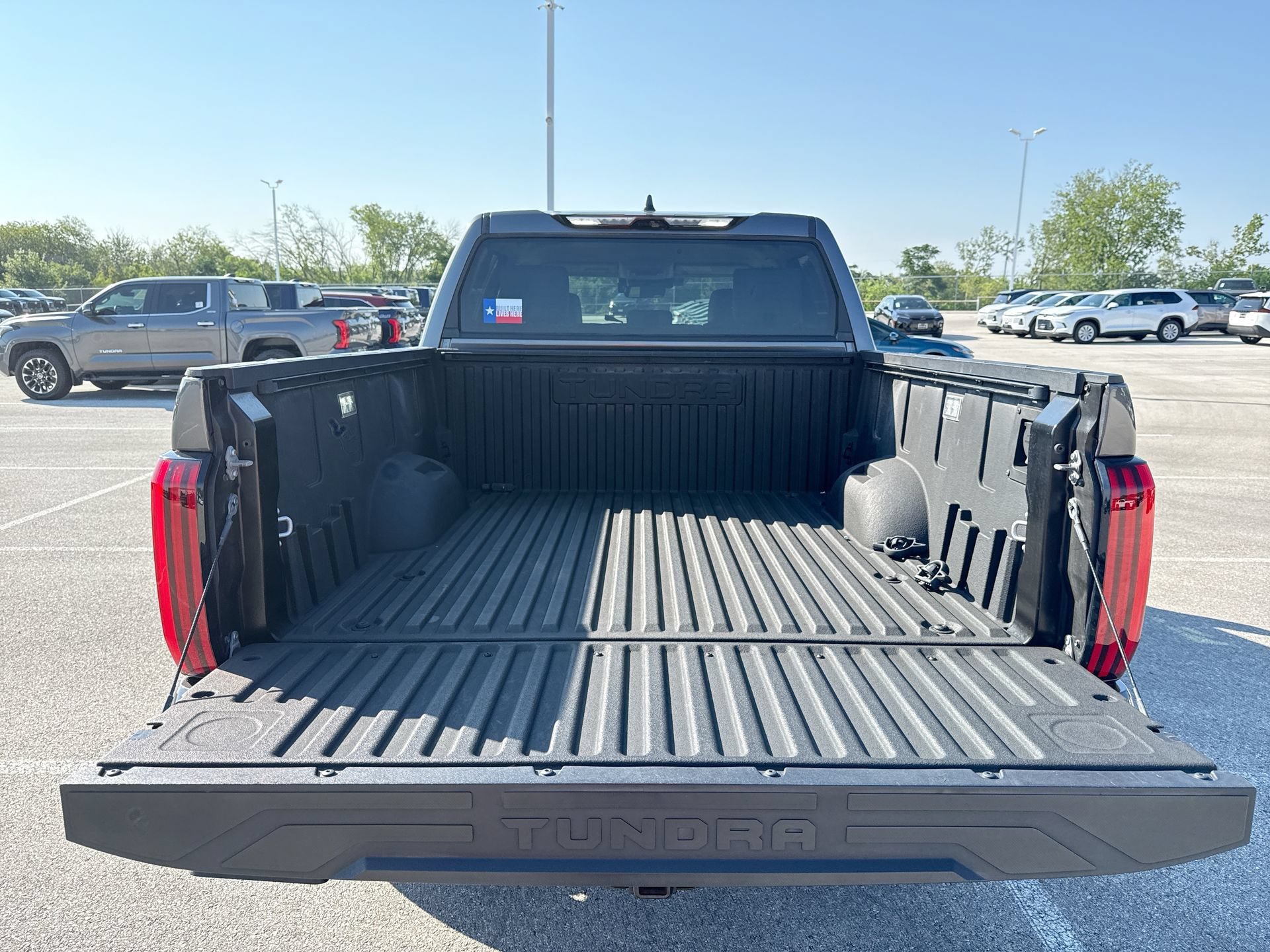 Used 2023 Toyota Tundra Limited w/ Power Package AWD/4WD image 19
