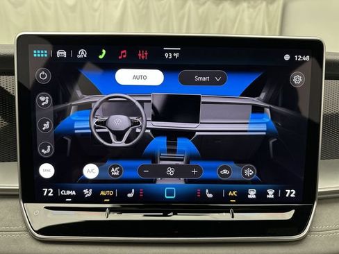 Certified 2026 Volkswagen Tiguan SE R-Line AWD/4WD image 18