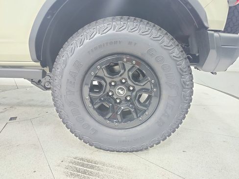 New 2026 Ford Bronco Badlands AWD/4WD image 49