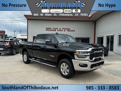 Used 2026 RAM 2500 Big Horn AWD/4WD image 1