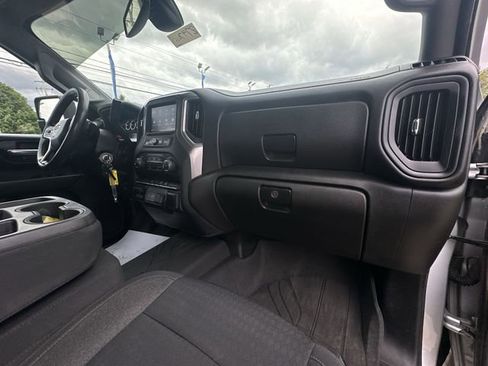 Used 2023 Chevrolet Silverado 2500 Custom w/ Custom Value Package AWD/4WD image 30