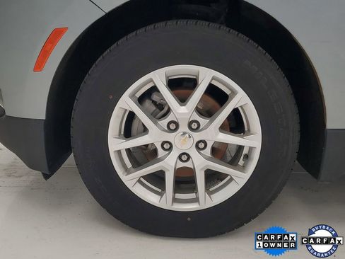 Used 2024 Chevrolet Equinox LT FWD image 9