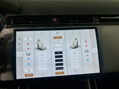 Used 2026 Land Rover Range Rover Velar Dynamic SE image 18