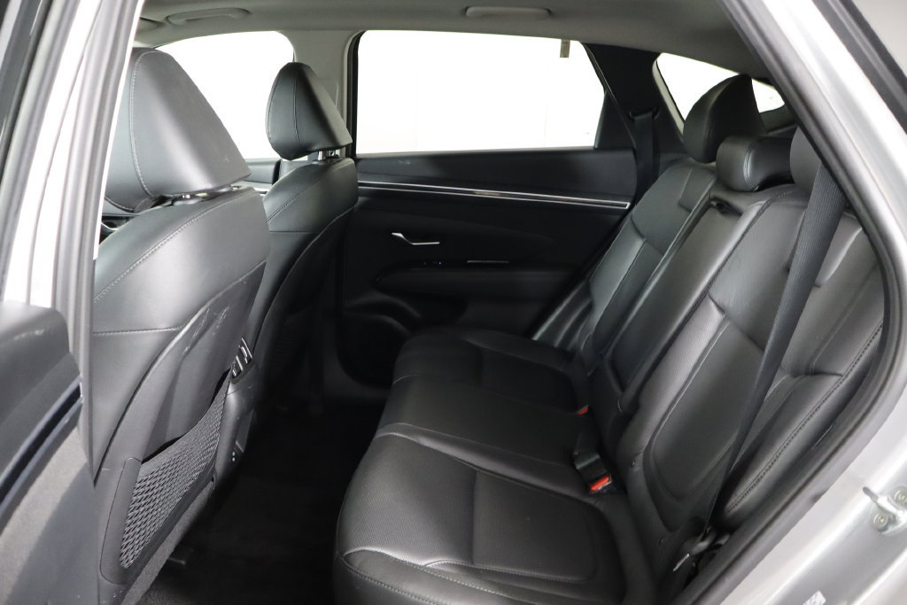 Used 2022 Hyundai Tucson Limited w/ Cargo Package AWD/4WD image 16