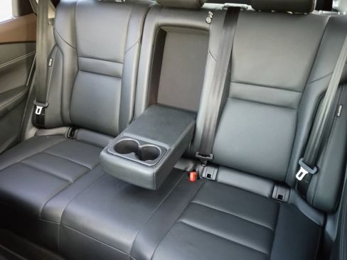 Used 2021 Nissan Rogue SL FWD image 15