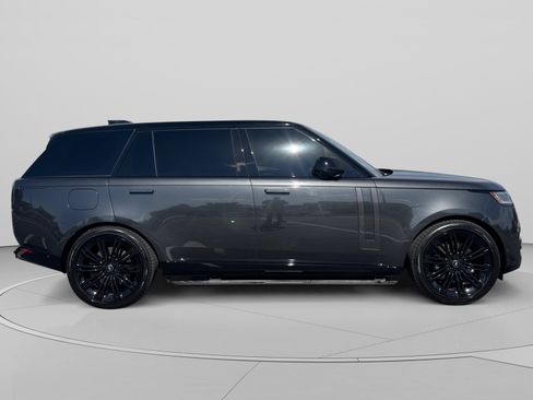 Used 2023 Land Rover Range Rover Long Wheelbase SE AWD/4WD image 6