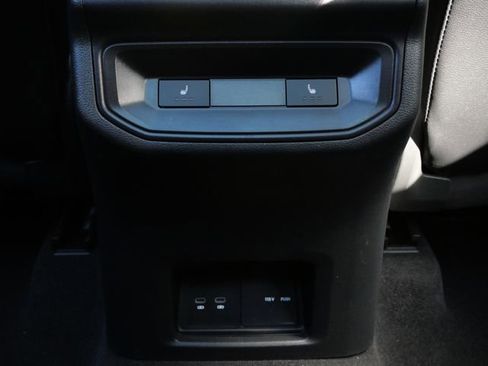 Used 2024 Volkswagen Atlas Cross Sport SEL Premium R-Line AWD/4WD image 26