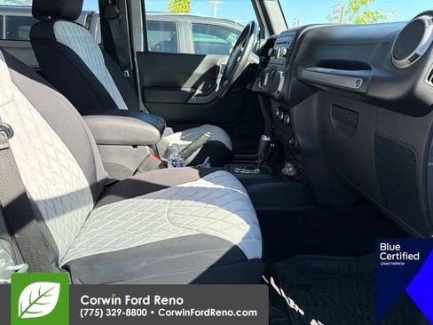 Used 2017 Jeep Wrangler Sport AWD/4WD image 11