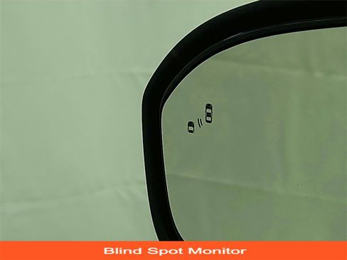 Used 2020 Ford Fusion SE image 12