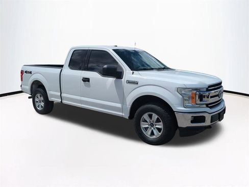 Used 2018 Ford F150 XLT w/ Trailer Tow Package AWD/4WD image 2