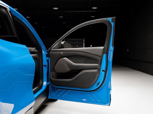 Used 2021 Ford Mustang Mach-E GT image 56