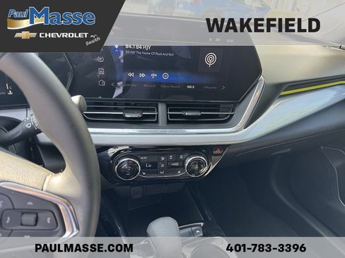 Certified 2024 Chevrolet Trax LT w/ Driver Confidence Package FWD image 11