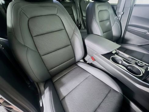 New 2026 Chevrolet Equinox LT w/ Convenience Package II AWD/4WD image 27