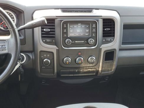 Used 2014 RAM 1500 Express AWD/4WD image 24