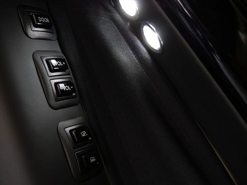Certified 2022 Rolls-Royce Phantom Extended Wheelbase w/ The Phantom Package RWD image 35
