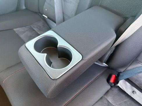 Certified 2024 Nissan Sentra SR FWD image 41