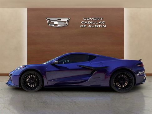 Used 2025 Chevrolet Corvette Z06 w/ Stealth Interior Trim Package image 2