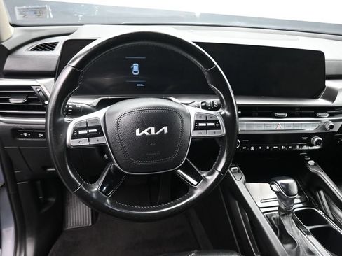 Used 2023 Kia Telluride S w/ S Sunroof Package FWD image 14