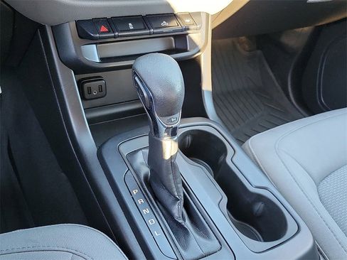 Used 2022 Chevrolet Colorado W/T w/ Custom Special Edition image 18