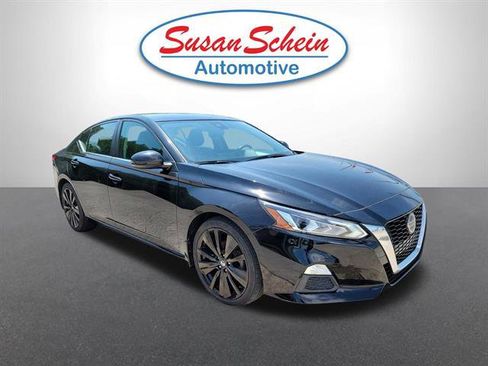Used 2020 Nissan Altima 2.5 SR w/ Premium Package FWD image 21