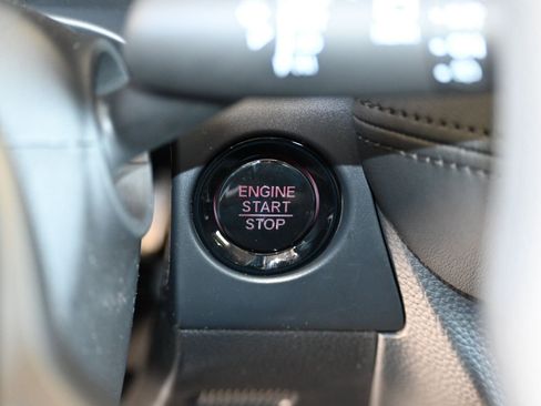 New 2026 Honda HR-V LX image 29