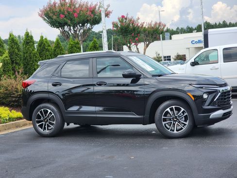 New 2026 Chevrolet TrailBlazer LT w/ Convenience Package image 3