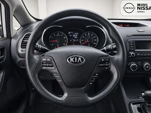 Used 2018 Kia Forte LX FWD image 10
