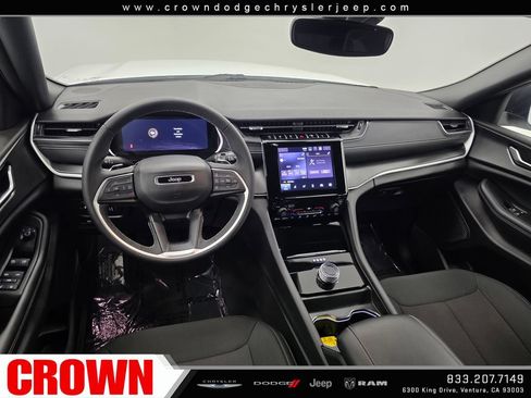 Used 2024 Jeep Grand Cherokee L Laredo AWD/4WD image 24