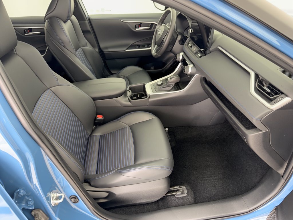 Certified 2024 Toyota RAV4 XSE AWD/4WD image 30