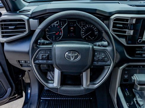 Used 2025 Toyota Tundra SR5 AWD/4WD image 18