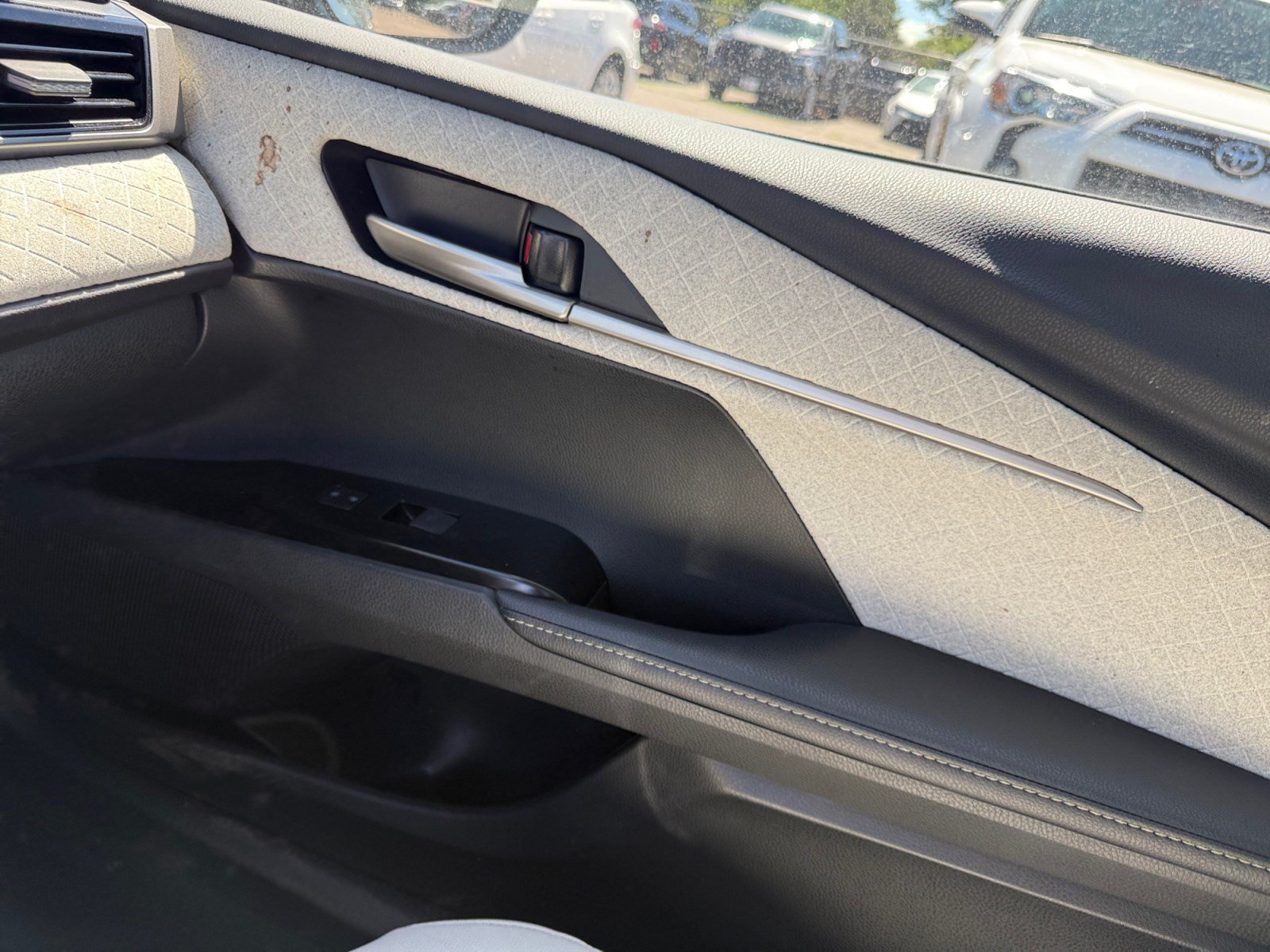 Certified 2025 Toyota Camry XLE AWD/4WD image 16
