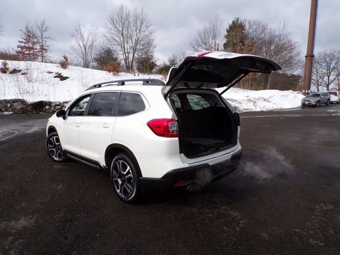 Used 2023 Subaru Ascent Limited w/ Technology Package image 16