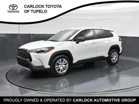 Used 2025 Toyota Corolla Cross L FWD image 1