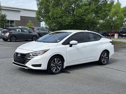 Certified 2025 Nissan Versa SV w/ Trunk Package FWD image 7