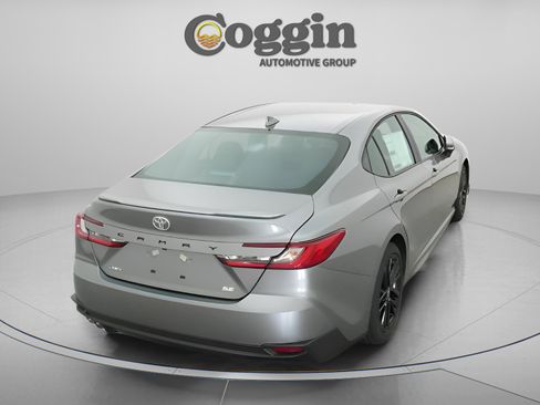 New 2026 Toyota Camry SE FWD image 32