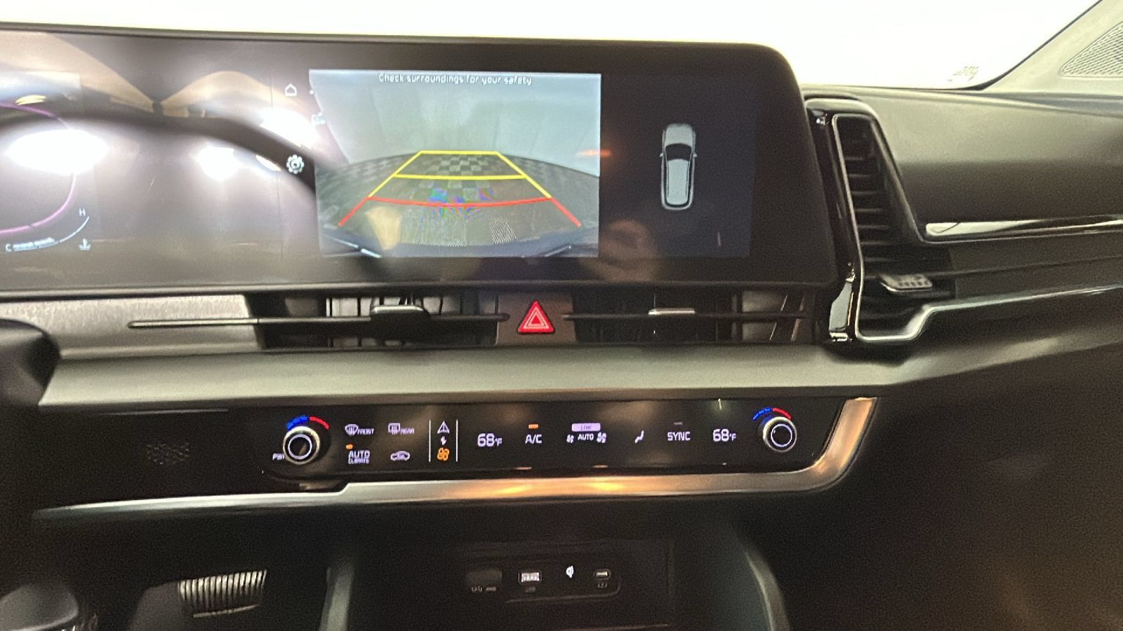 Used 2023 Kia Sportage EX FWD image 27