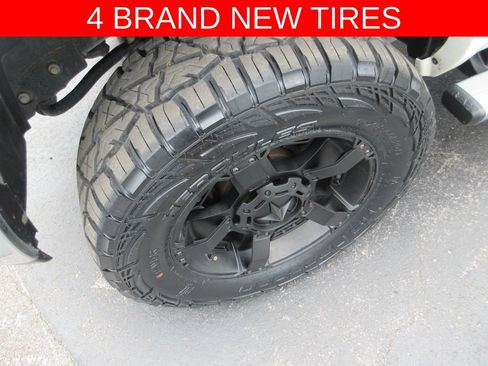 Used 2018 RAM 2500 Laramie AWD/4WD image 4