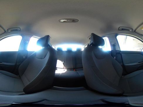 Used 2025 Kia K4 FWD image 42