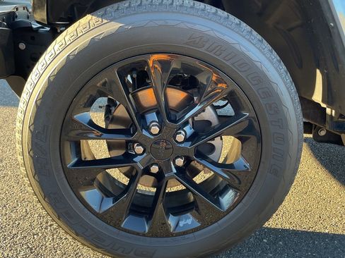 Used 2021 Jeep Wrangler Unlimited Sahara w/ Cold Weather Group image 10