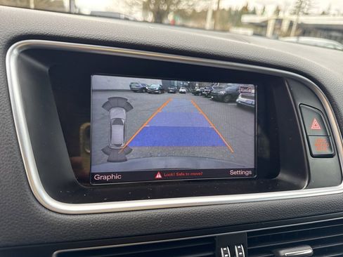 Used 2017 Audi Q5 2.0T Premium Plus w/ Technology Package image 45