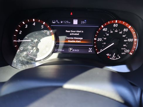 Used 2023 Nissan Frontier PRO-4X w/ Pro-4X Premium Package image 27