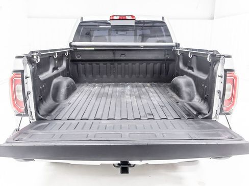 Used 2018 GMC Sierra 1500 SLT w/ Texas SLT Premium Package AWD/4WD image 37