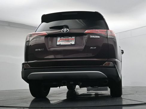 Used 2016 Toyota RAV4 XLE FWD image 32