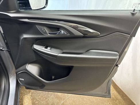 Used 2021 Chevrolet TrailBlazer RS w/ Sun and Liftgate Package FWD image 28