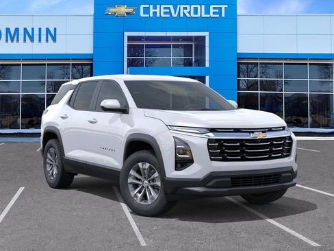 New 2026 Chevrolet Equinox LT w/ Safety and Technology Package FWD image 8