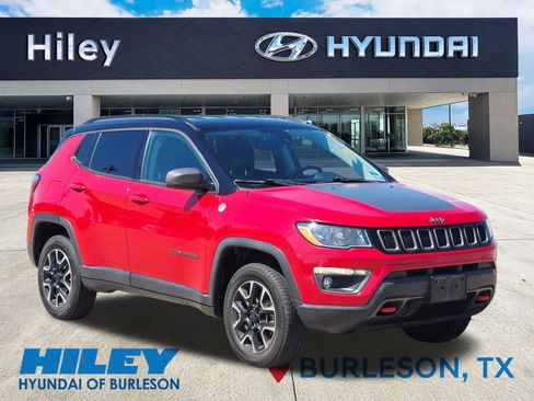 Used 2021 Jeep Compass Trailhawk image 1