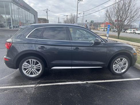 Used 2018 Audi Q5 2.0T Premium Plus w/ Premium Plus Package image 8