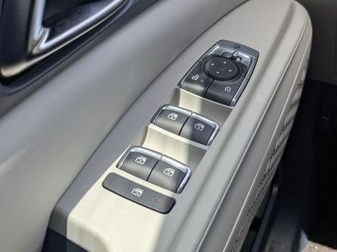 New 2026 Kia Carnival EX FWD image 29